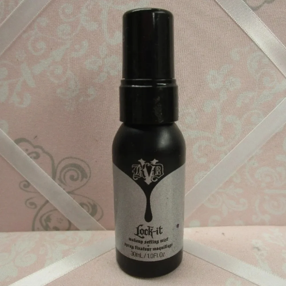 🌟HP🌟❇️🧚‍♀️Kat Von D MINI DISCONTINUED Lock-It Makeup Setting Mist NWT/SEALED